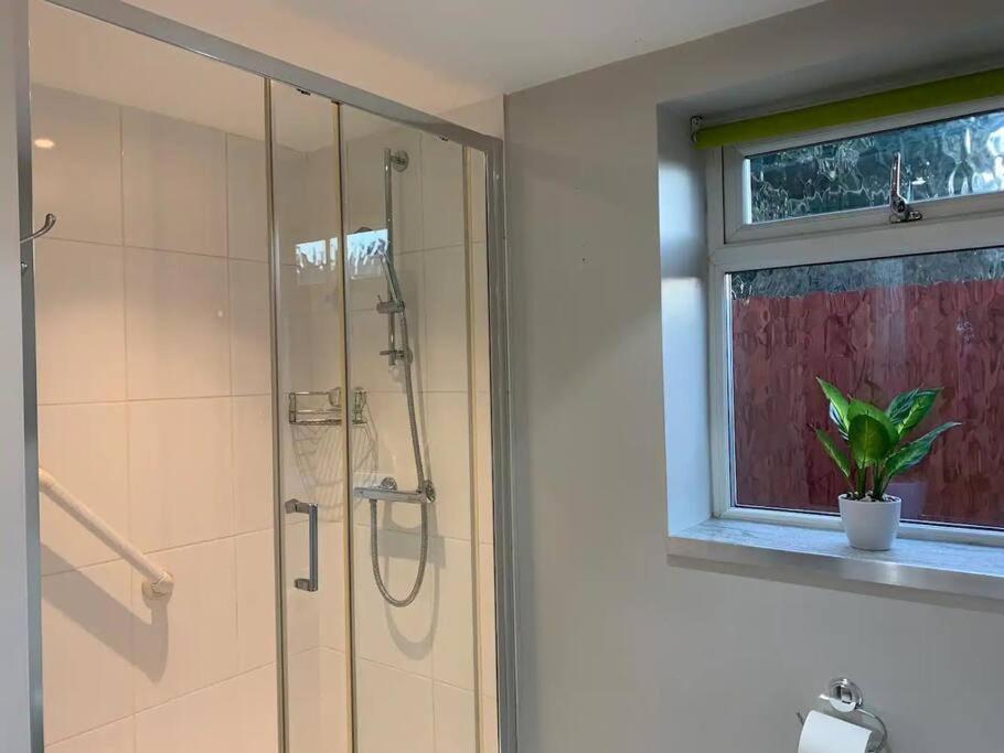Self Contained - Own Entrance Apartment High Wycombe Exterior foto